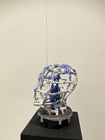 Blue Head, 17x22x29(h)cm, ceramic, 2021