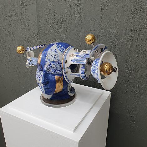 Blue Head, 34x15x20(h)cm, ceramic, 2023