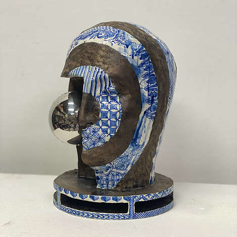 blue head, ceramic, stan, 26x26x30, 2023-1
